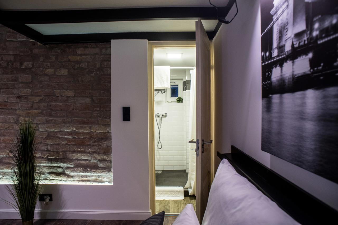 בודפשט Very Stylish And Fresh Studio Home In The Center מראה חיצוני תמונה